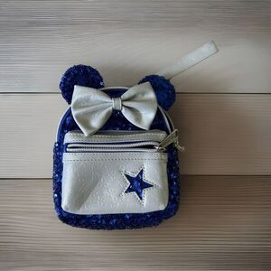 💙🏈 Disney Parks Loungefly Dallas Cowboys Wristlet – Blue & Silver – Authentic ⭐️
